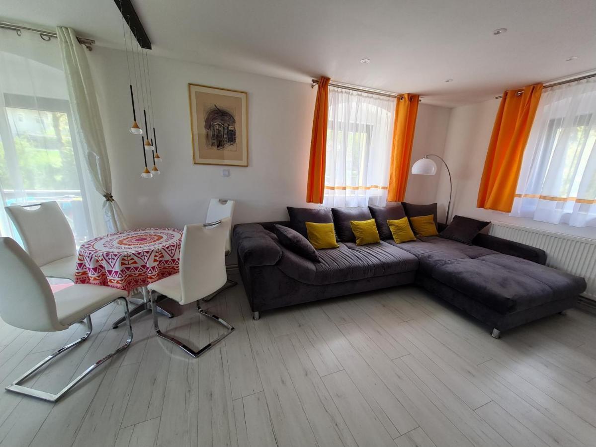 Ferien- Und Businesswohnung Relax Im Ersten Stock 소넨 외부 사진