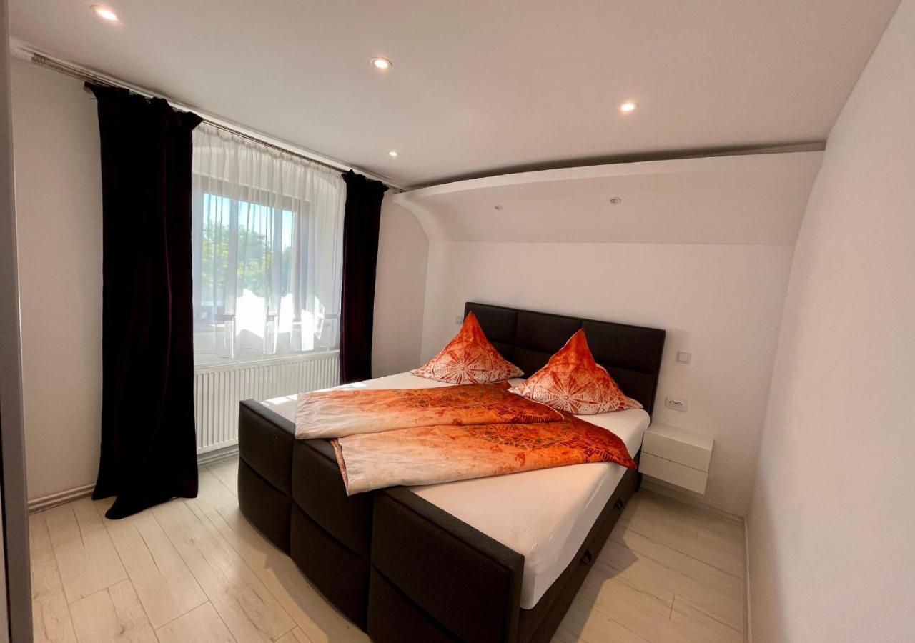 Ferien- Und Businesswohnung Relax Im Ersten Stock 소넨 외부 사진